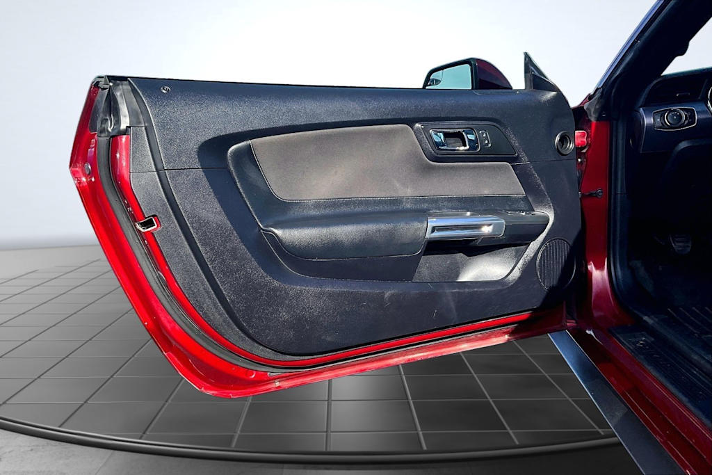 Thumbnail: 2016 Ford Mustang - 27