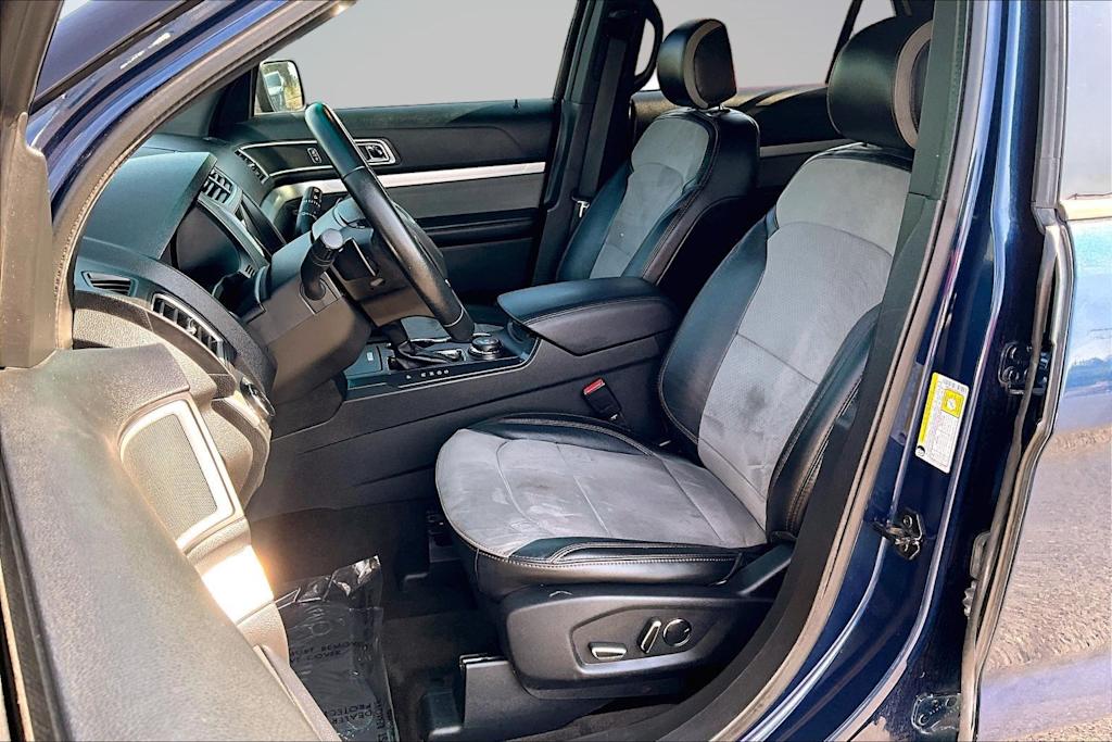 Thumbnail: 2017 Ford Explorer - 11