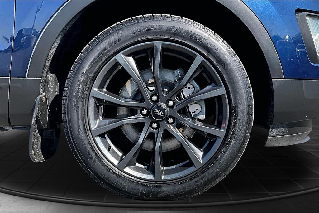Thumbnail: 2017 Ford Explorer - 34