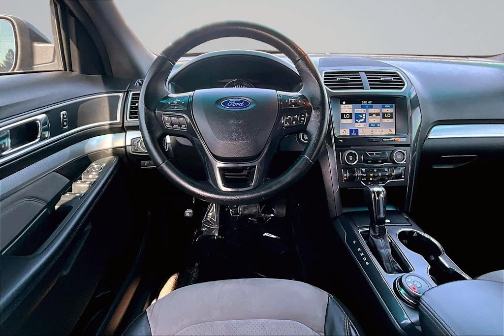Thumbnail: 2017 Ford Explorer - 14