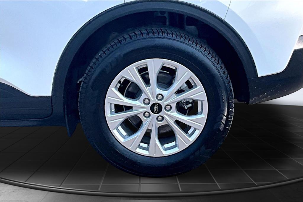 Thumbnail: 2025 Ford Escape - 36