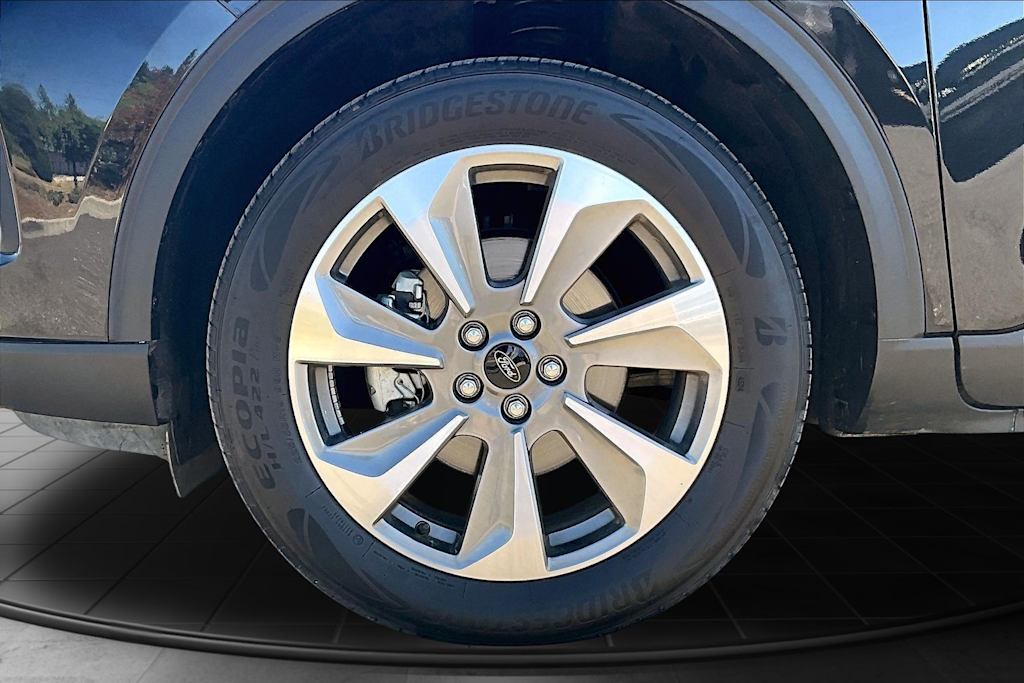 Thumbnail: 2025 Ford Escape - 8