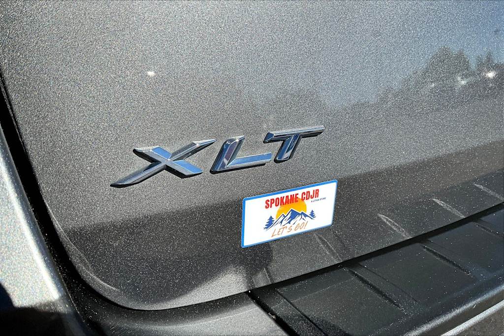 Thumbnail: 2022 Ford Explorer - 20