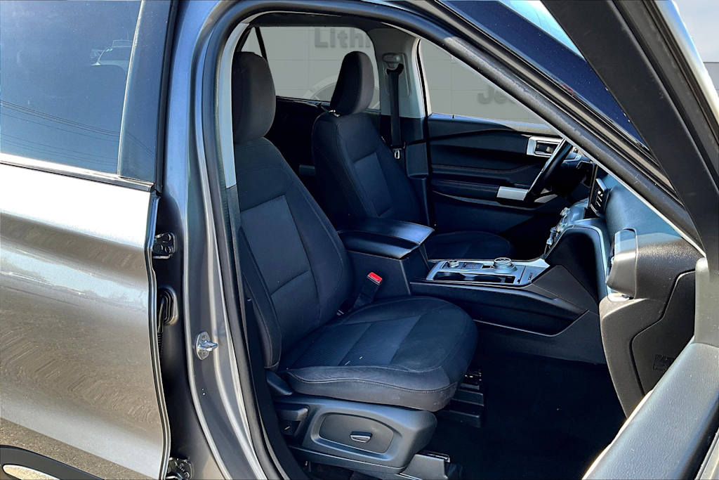 Thumbnail: 2022 Ford Explorer - 22