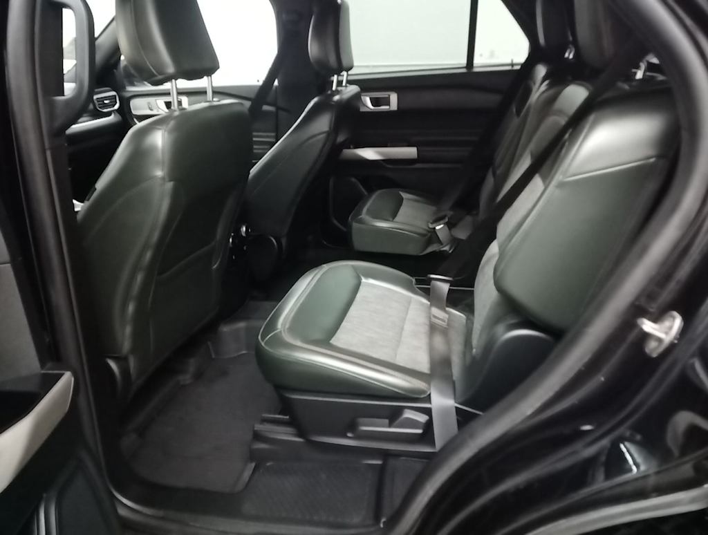 Thumbnail: 2023 Ford Explorer - 7
