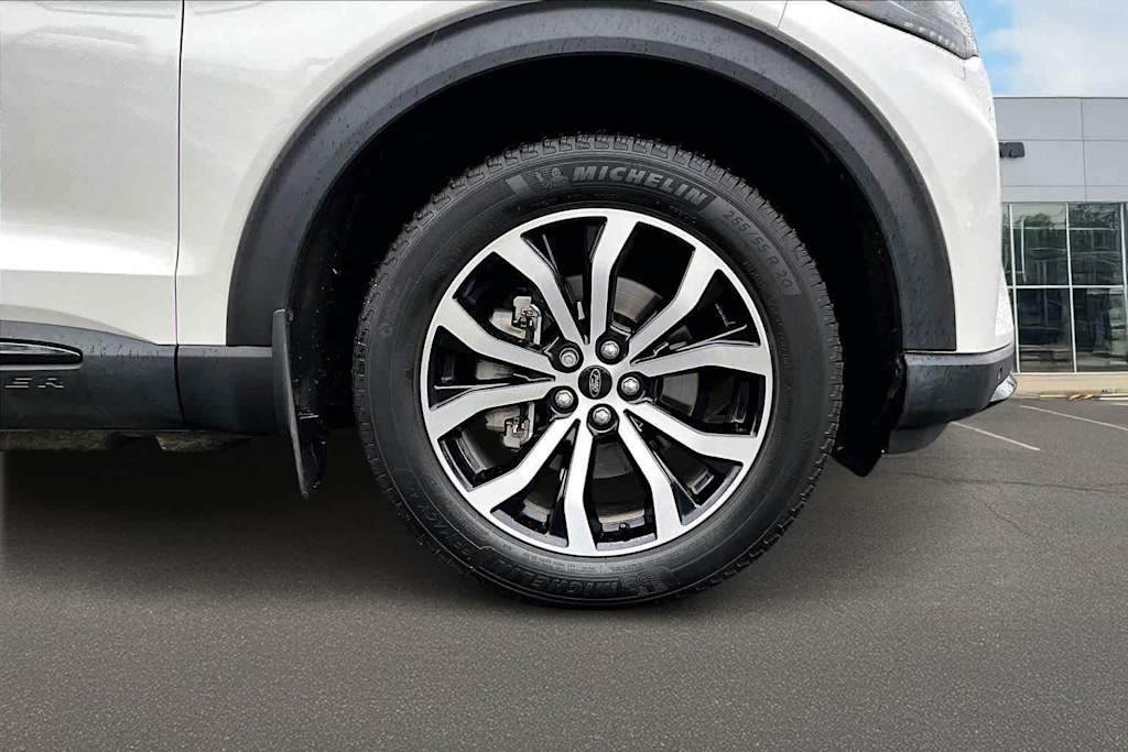 Thumbnail: 2025 Ford Explorer - 35