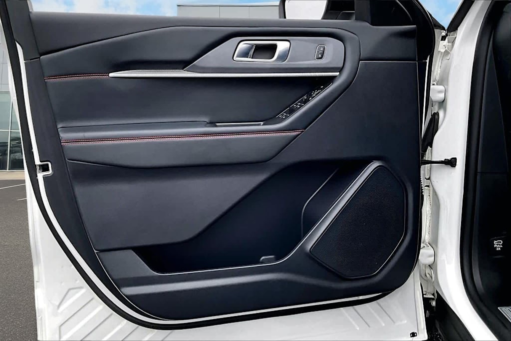 Thumbnail: 2025 Ford Explorer - 29