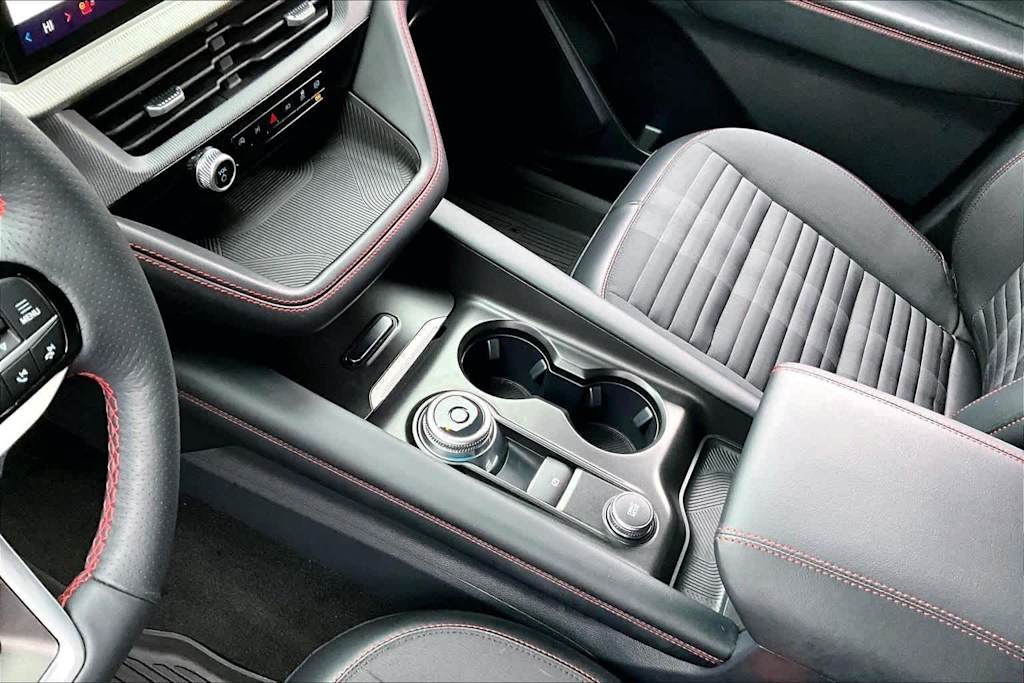 Thumbnail: 2025 Ford Explorer - 16