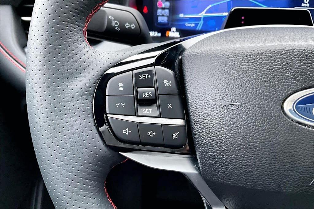 Thumbnail: 2025 Ford Explorer - 26