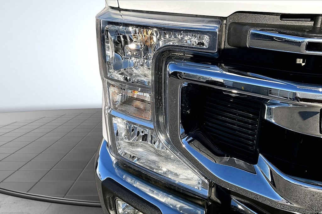 Thumbnail: 2020 Ford F-250 - 31