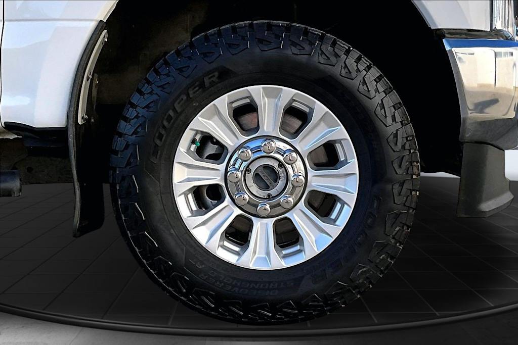 Thumbnail: 2020 Ford F-250 - 34