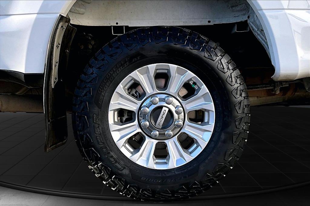 Thumbnail: 2020 Ford F-250 - 35