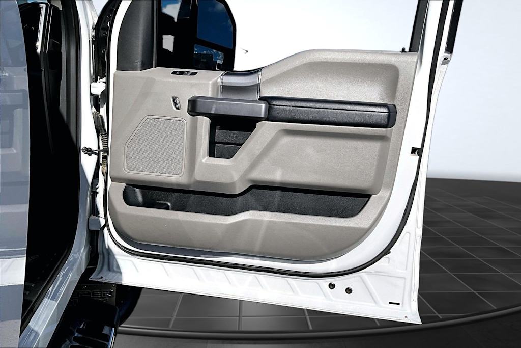 Thumbnail: 2019 Ford F-250 - 28