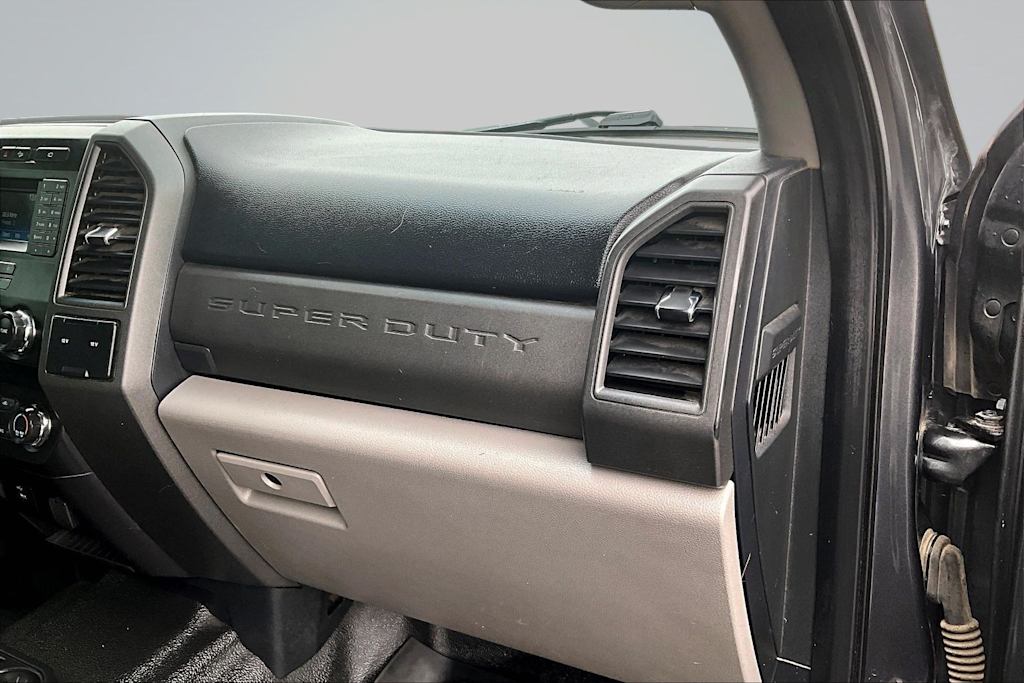 Thumbnail: 2019 Ford F-350 - 24