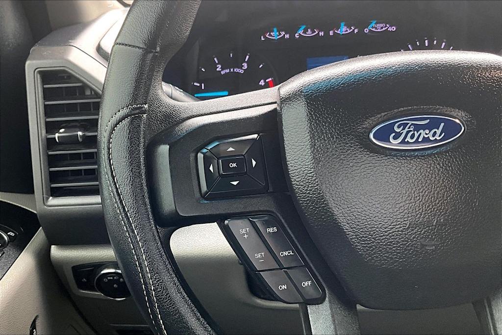 Thumbnail: 2019 Ford F-350 - 25