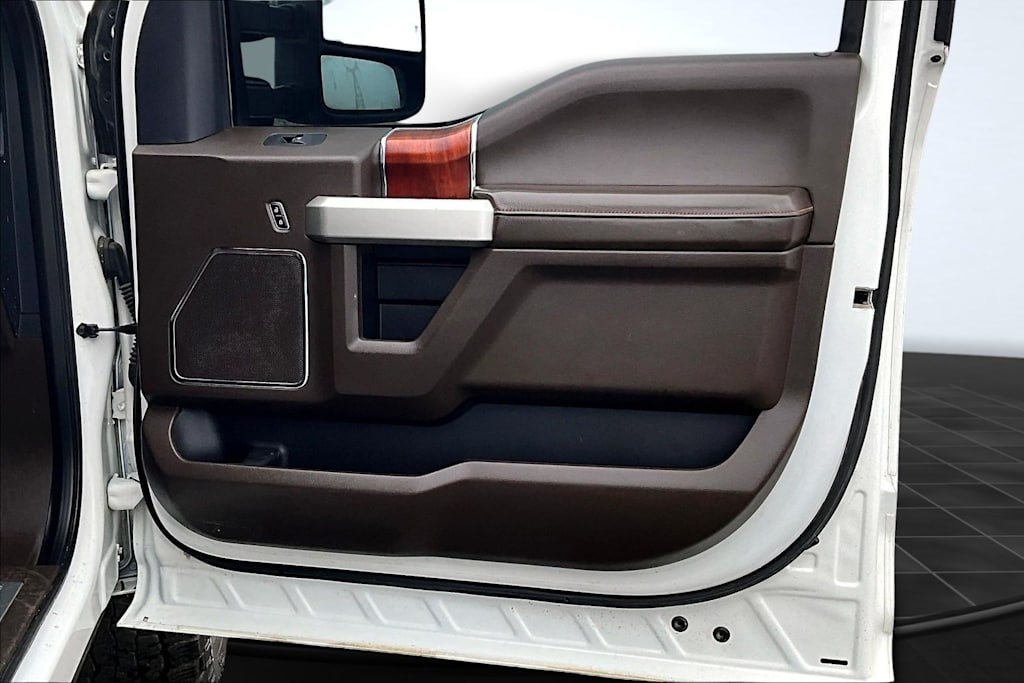 Thumbnail: 2022 Ford F-350 - 29