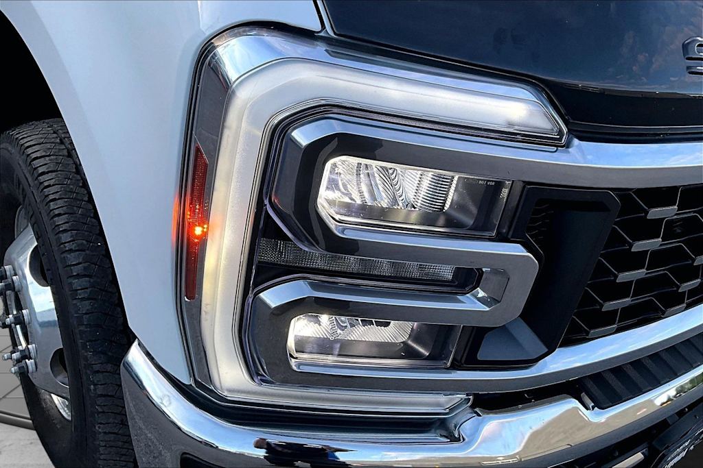 Thumbnail: 2024 Ford F-350 - 31
