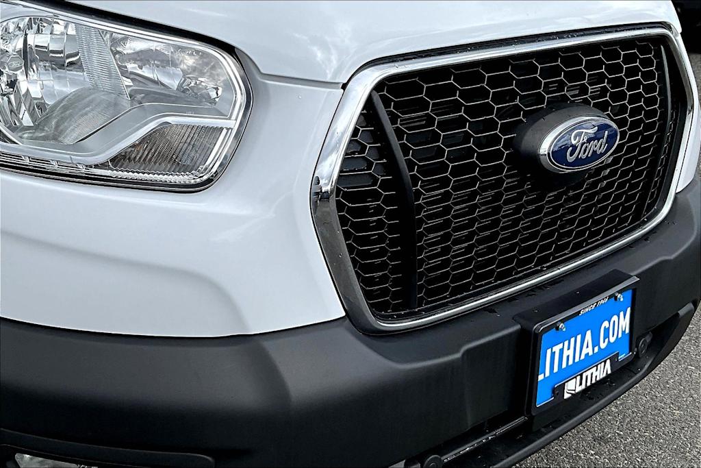 2022 Ford Transit Series 250 16