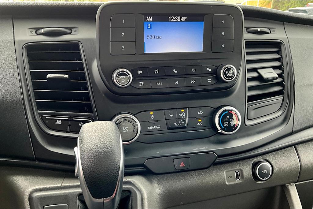 2022 Ford Transit Series 250 32