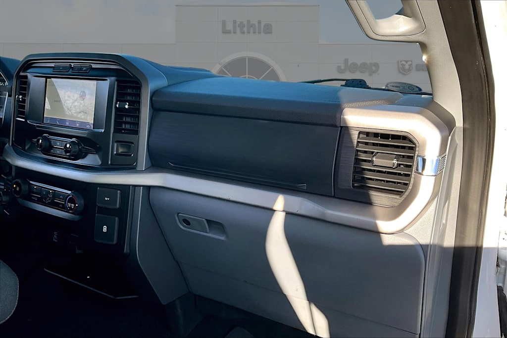2022 Ford F-150 XLT 22