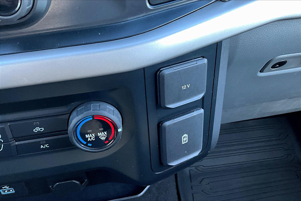 2022 Ford F-150 XLT 35