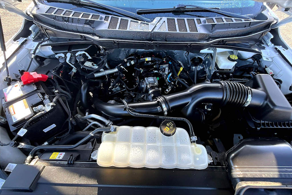 2022 Ford F-150 XLT 8
