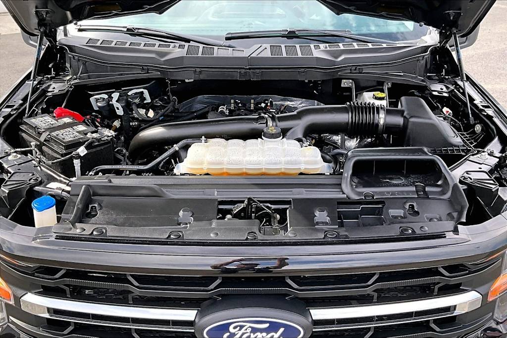 Thumbnail: 2025 Ford F-150 - 9