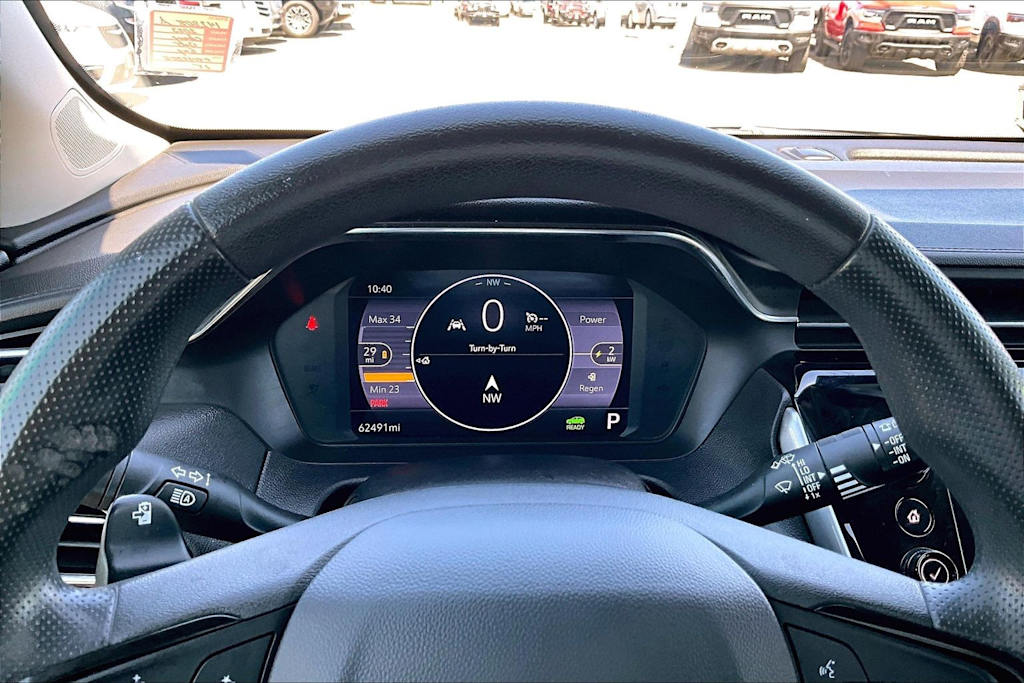 Thumbnail: 2023 Chevrolet Bolt EUV - 18