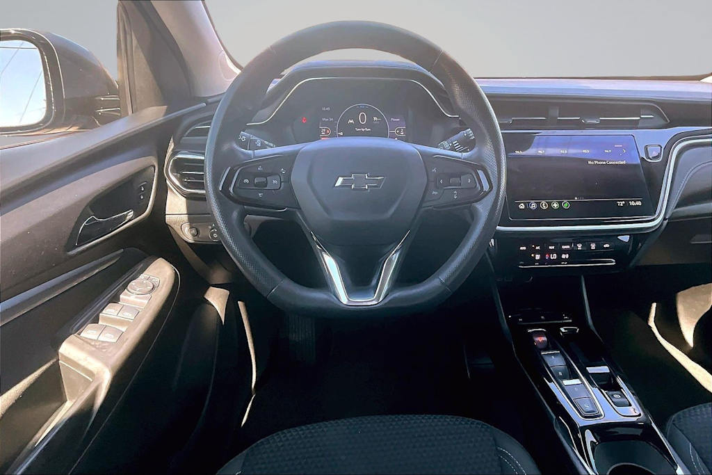 Thumbnail: 2023 Chevrolet Bolt EUV - 14