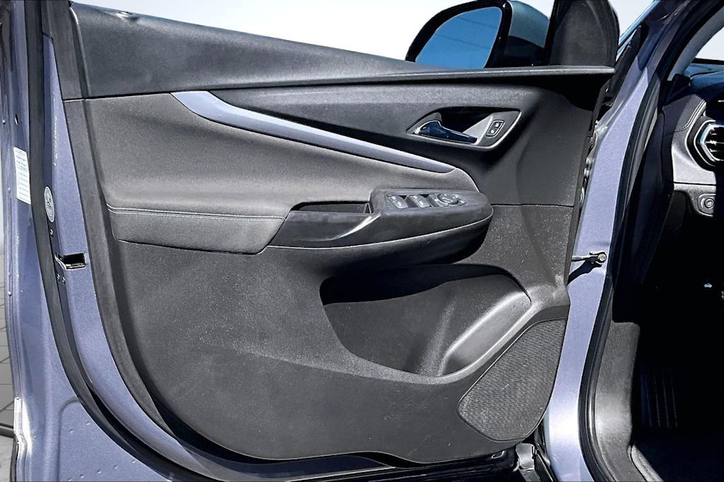Thumbnail: 2023 Chevrolet Bolt EUV - 28