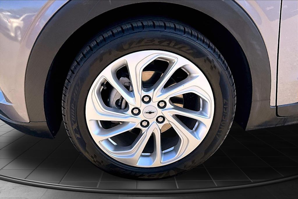 Thumbnail: 2023 Chevrolet Bolt EUV - 8
