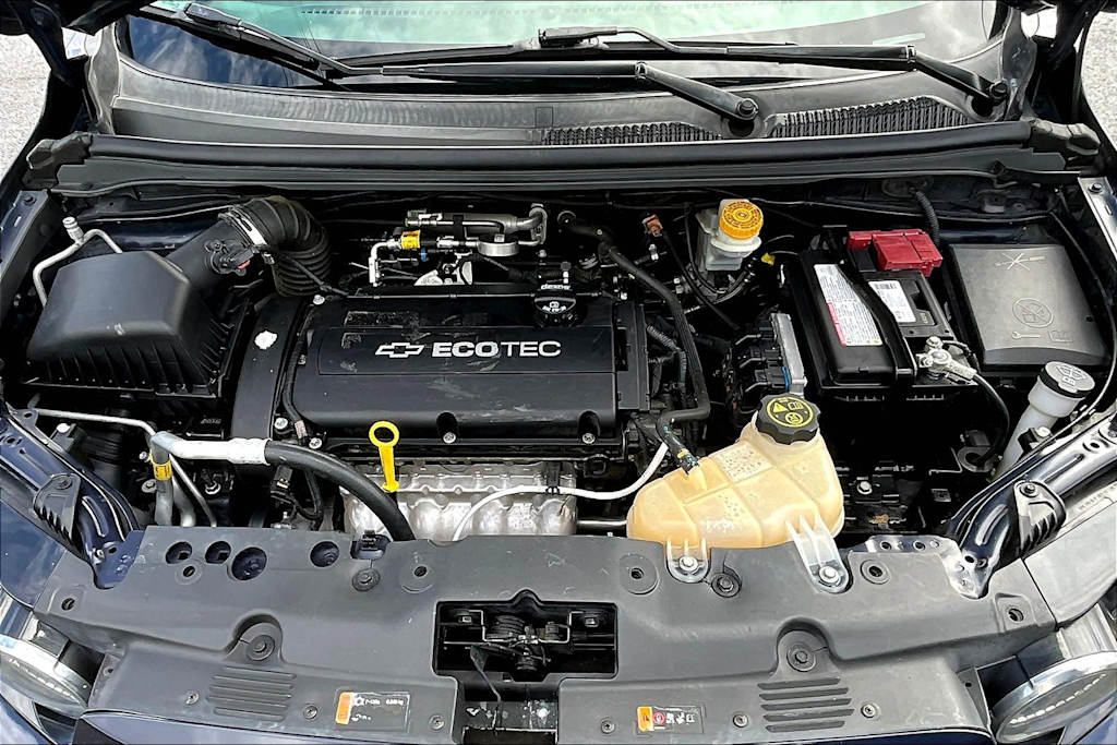 2016 Chevrolet Sonic LT 7