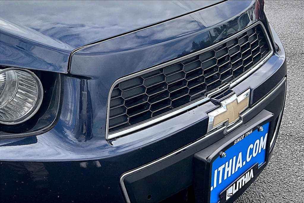 2016 Chevrolet Sonic LT 22