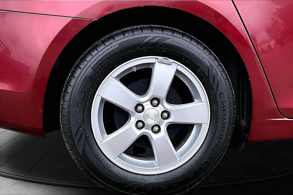 Thumbnail: 2016 Chevrolet Cruze - 35