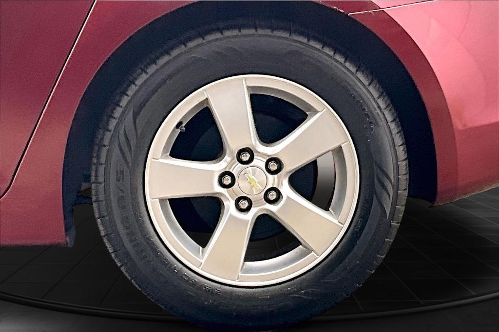 Thumbnail: 2016 Chevrolet Cruze - 36