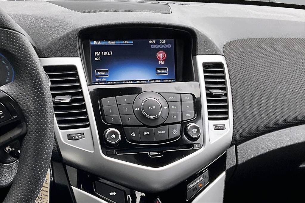 Thumbnail: 2016 Chevrolet Cruze - 15