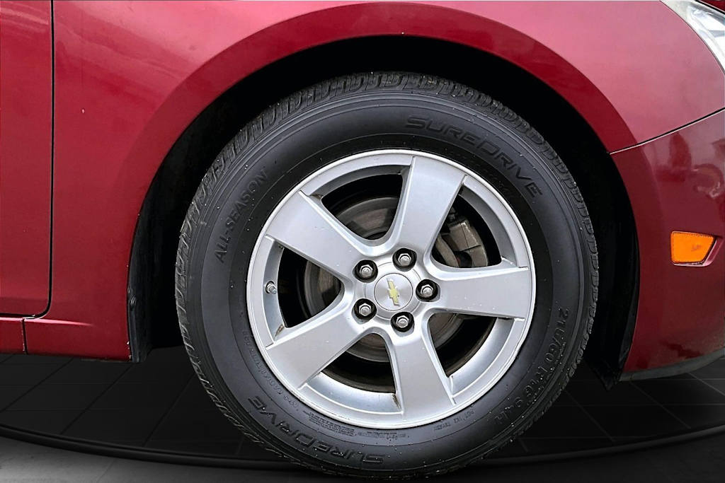 Thumbnail: 2016 Chevrolet Cruze - 34
