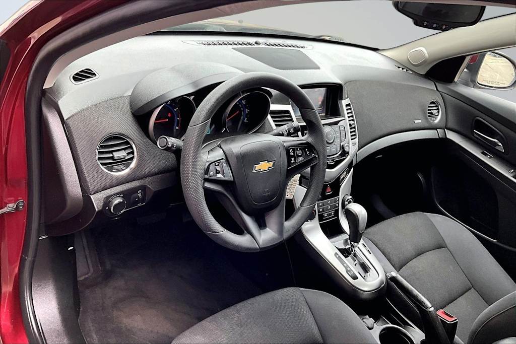 Thumbnail: 2016 Chevrolet Cruze - 2