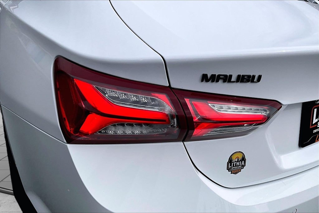 Thumbnail: 2024 Chevrolet Malibu - 32