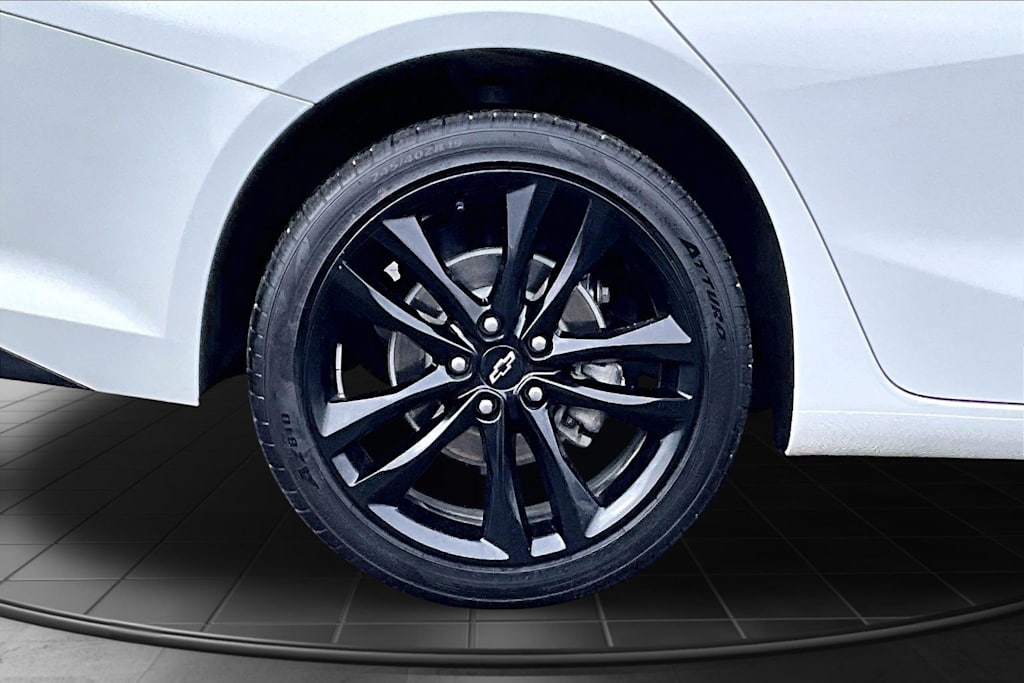 Thumbnail: 2024 Chevrolet Malibu - 36