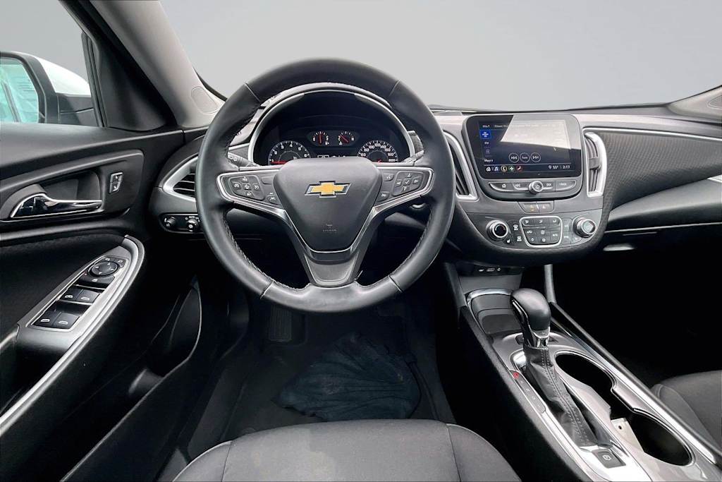 Thumbnail: 2024 Chevrolet Malibu - 13
