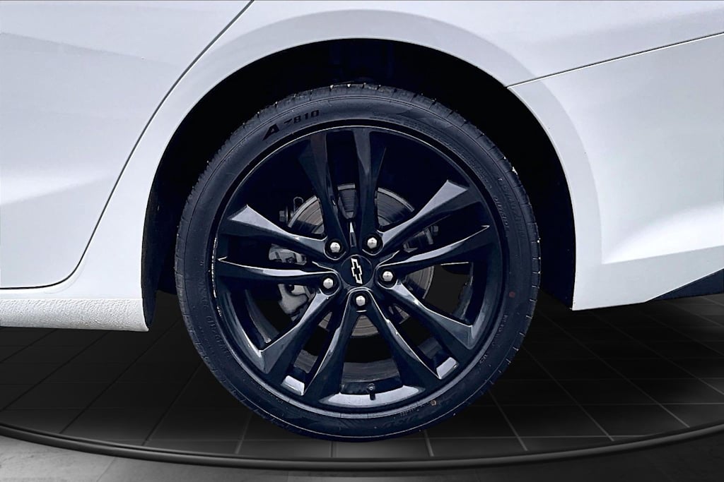 Thumbnail: 2024 Chevrolet Malibu - 35