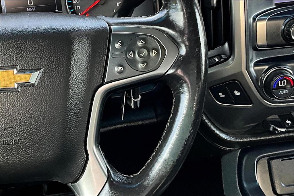 Thumbnail: 2016 Chevrolet Silverado 3500 - 26