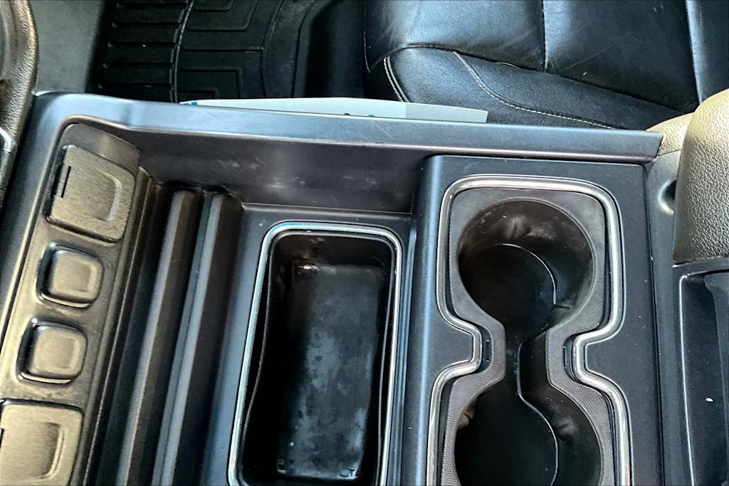 Thumbnail: 2016 Chevrolet Silverado 3500 - 21