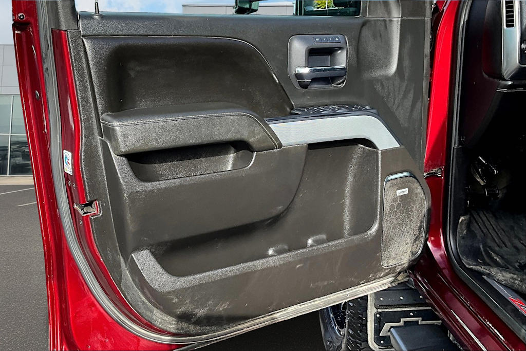 Thumbnail: 2016 Chevrolet Silverado 3500 - 28