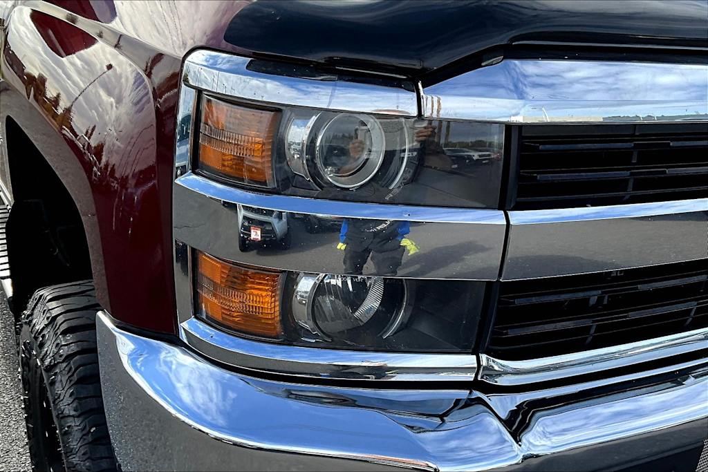 Thumbnail: 2016 Chevrolet Silverado 3500 - 31