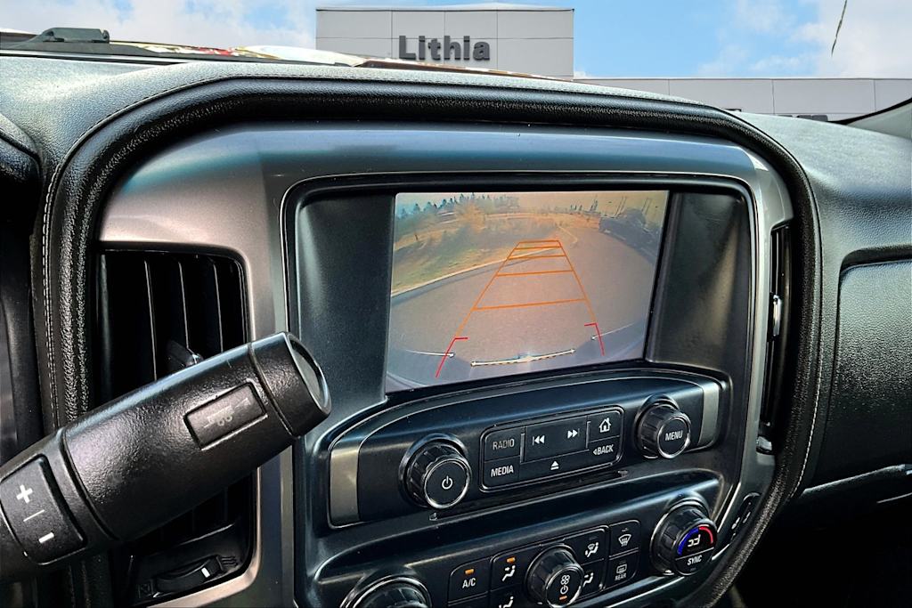Thumbnail: 2016 Chevrolet Silverado 3500 - 27