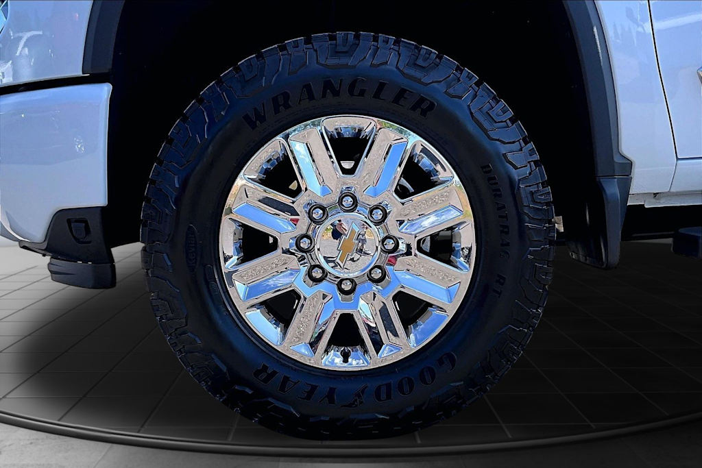 Thumbnail: 2026 Chevrolet Silverado 2500 - 7