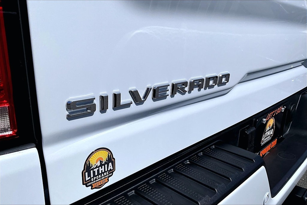 Thumbnail: 2026 Chevrolet Silverado 2500 - 6