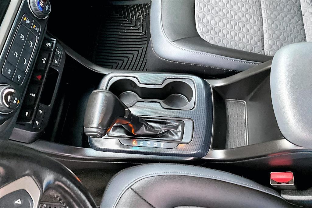 Thumbnail: 2016 Chevrolet Colorado - 16